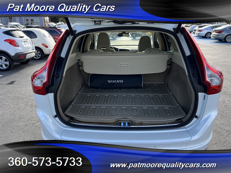 2014 Volvo XC60 T6 - Photo 11 - Vancouver, WA 98686