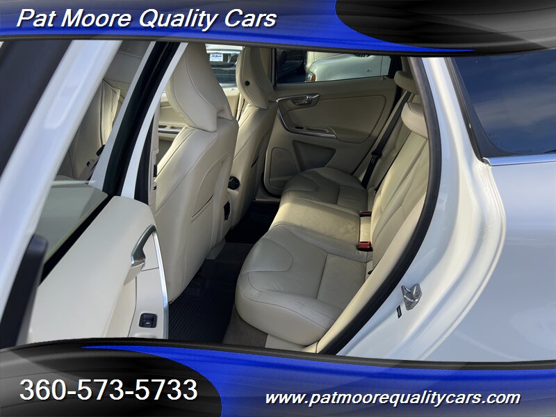 2014 Volvo XC60 T6 - Photo 10 - Vancouver, WA 98686