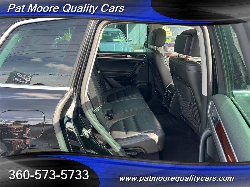 2013 Volkswagen Touareg TDI Sport - Photo 11 - Vancouver, WA 98686