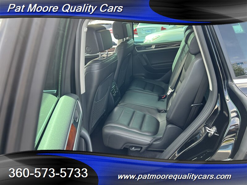 2013 Volkswagen Touareg TDI Sport - Photo 10 - Vancouver, WA 98686