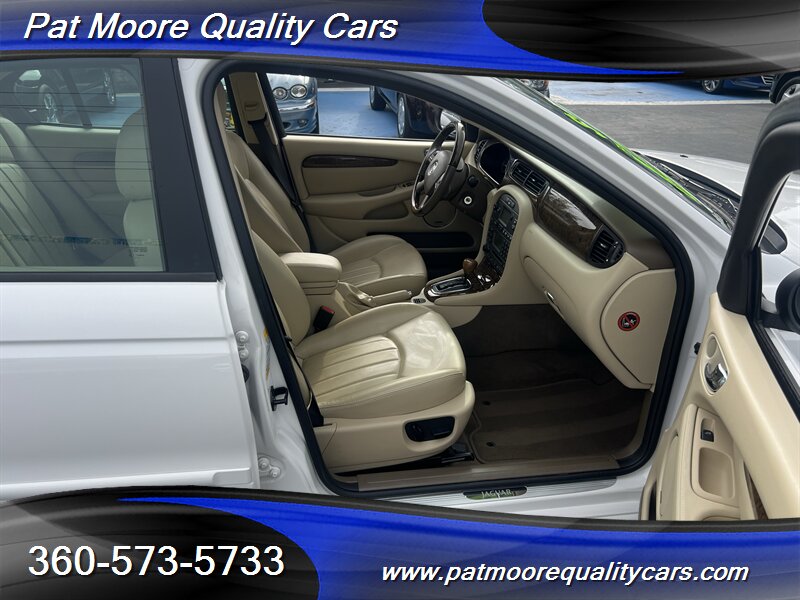2006 Jaguar X-Type 3.0L - Photo 13 - Vancouver, WA 98686