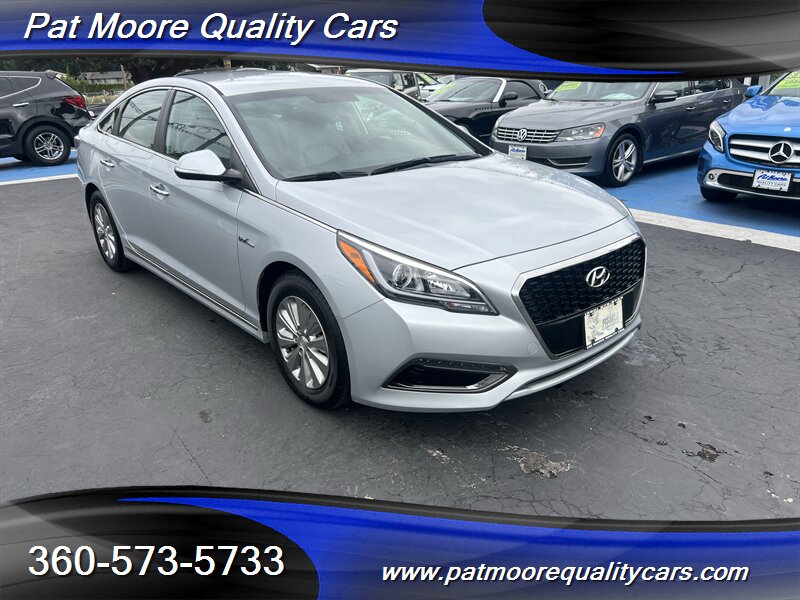 2017 Hyundai SONATA Hybrid SE - Photo 6 - Vancouver, WA 98686