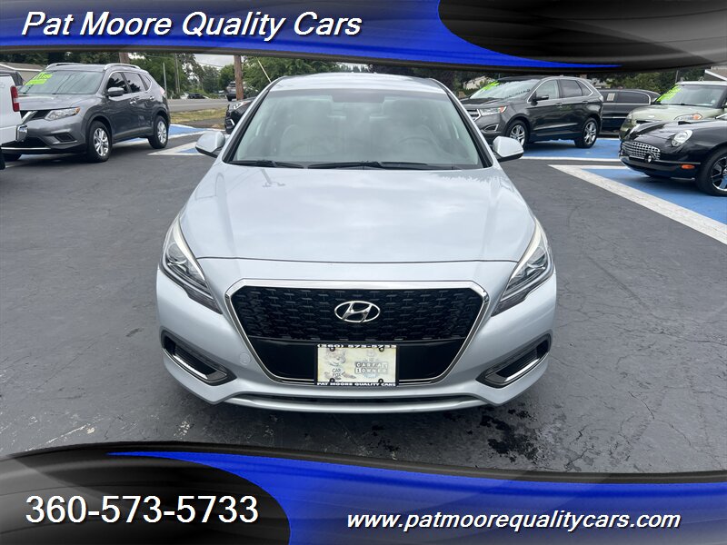 2017 Hyundai SONATA Hybrid SE - Photo 8 - Vancouver, WA 98686