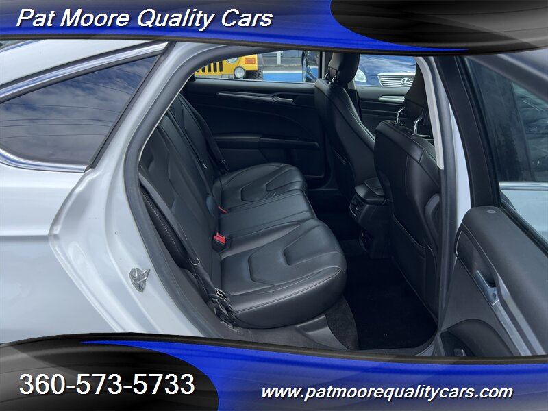 2014 Ford Fusion Hybrid Titanium - Photo 12 - Vancouver, WA 98686