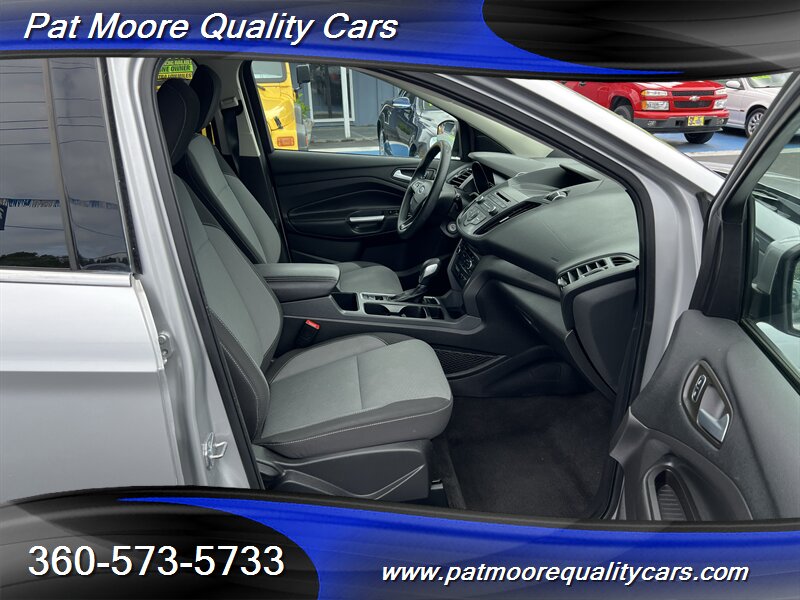 2018 Ford Escape SE - Photo 12 - Vancouver, WA 98686