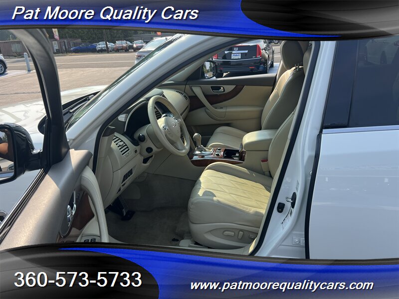 2014 INFINITI QX70 - Photo 9 - Vancouver, WA 98686