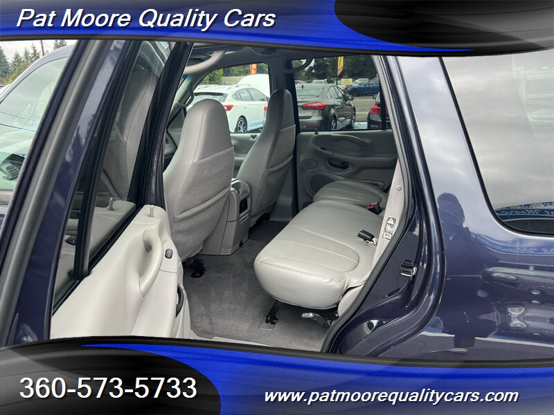 2001 Ford Expedition XLT - Photo 9 - Vancouver, WA 98686