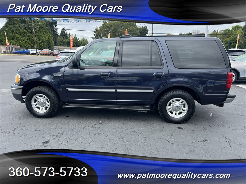 2001 Ford Expedition XLT - Photo 2 - Vancouver, WA 98686