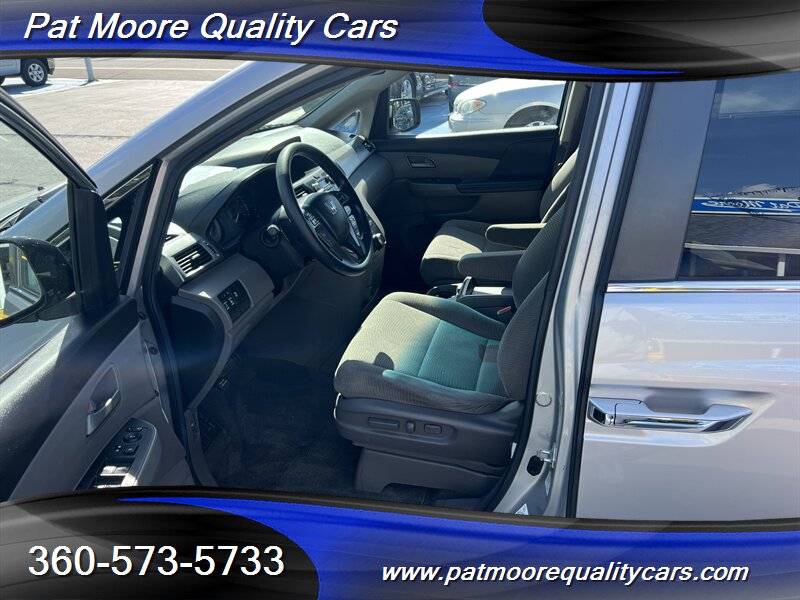 2012 Honda Odyssey EX - Photo 8 - Vancouver, WA 98686