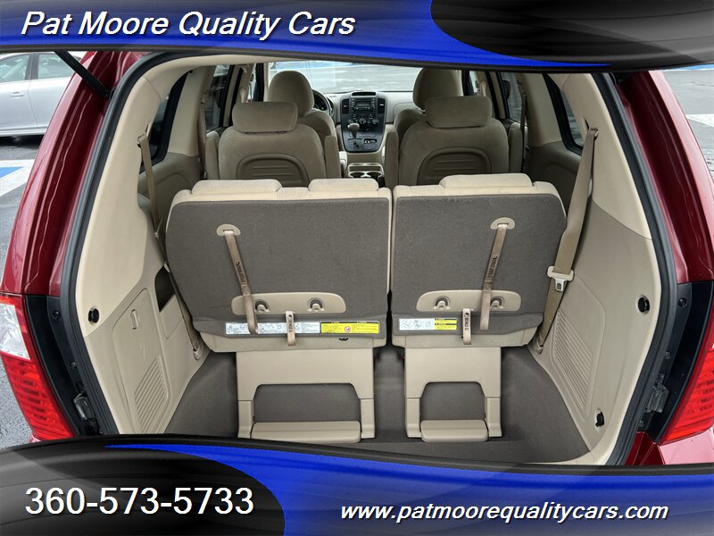 2008 Kia Sedona LX - Photo 11 - Vancouver, WA 98686