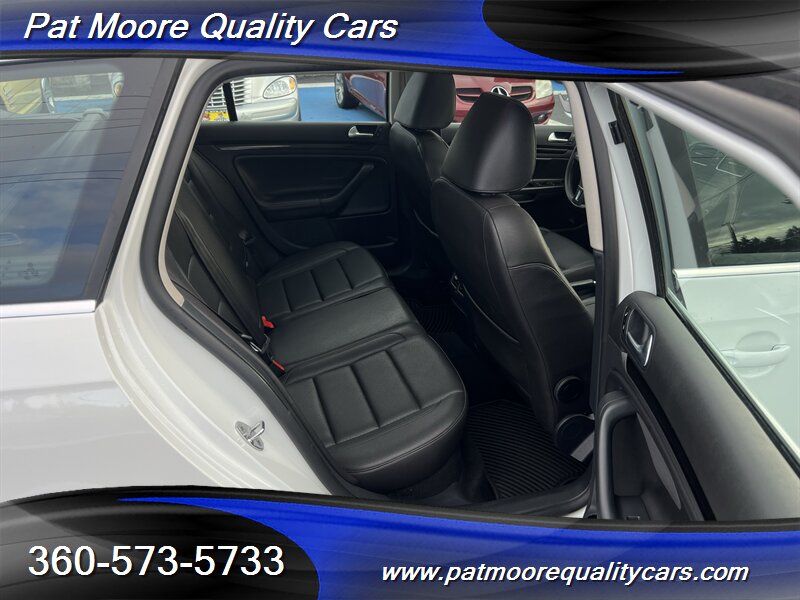 2014 Volkswagen Jetta SportWagen TDI - Photo 11 - Vancouver, WA 98686