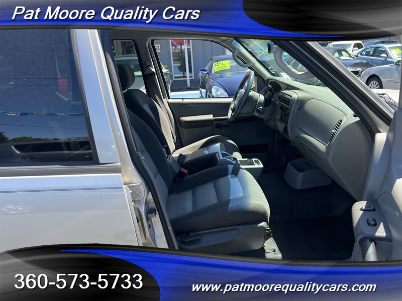 2003 Ford Explorer Sport Trac XLS 4dr XLS Crew Cab SB - Photo 13 - Vancouver, WA 98686