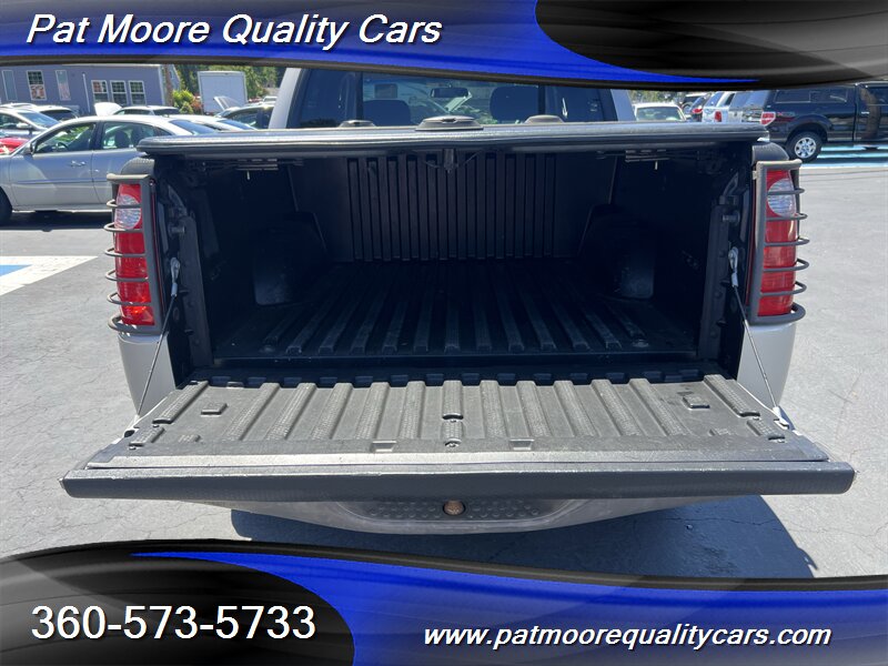 2003 Ford Explorer Sport Trac XLS 4dr XLS Crew Cab SB - Photo 11 - Vancouver, WA 98686