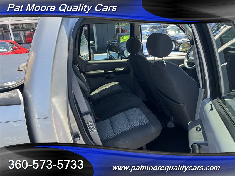 2003 Ford Explorer Sport Trac XLS 4dr XLS Crew Cab SB - Photo 12 - Vancouver, WA 98686