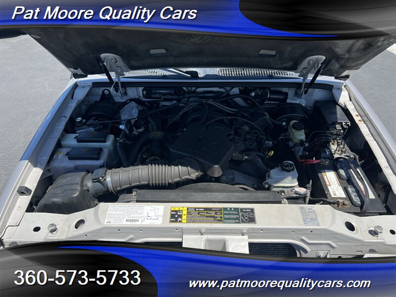 2003 Ford Explorer Sport Trac XLS 4dr XLS Crew Cab SB - Photo 14 - Vancouver, WA 98686