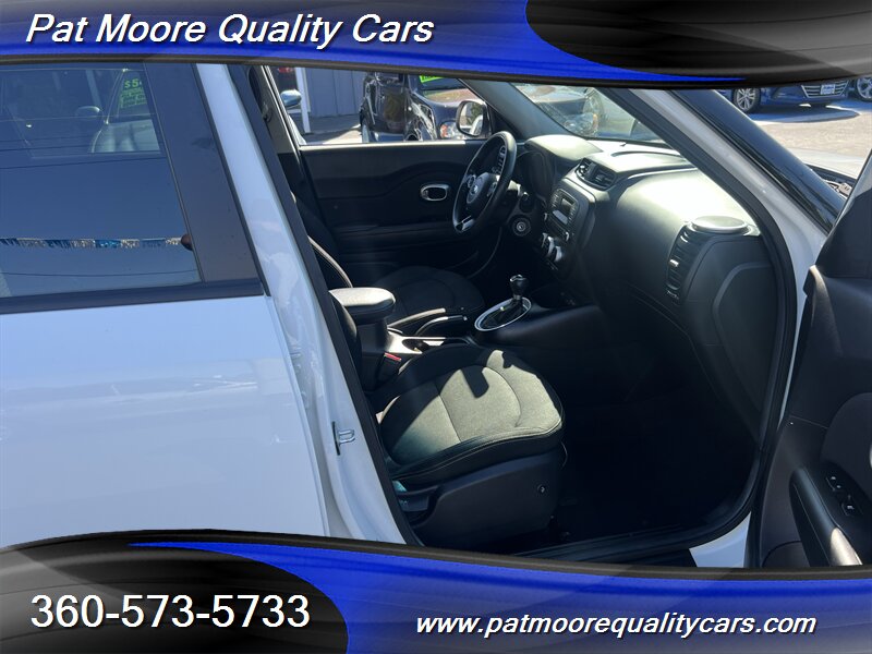 2015 Kia Soul + - Photo 13 - Vancouver, WA 98686