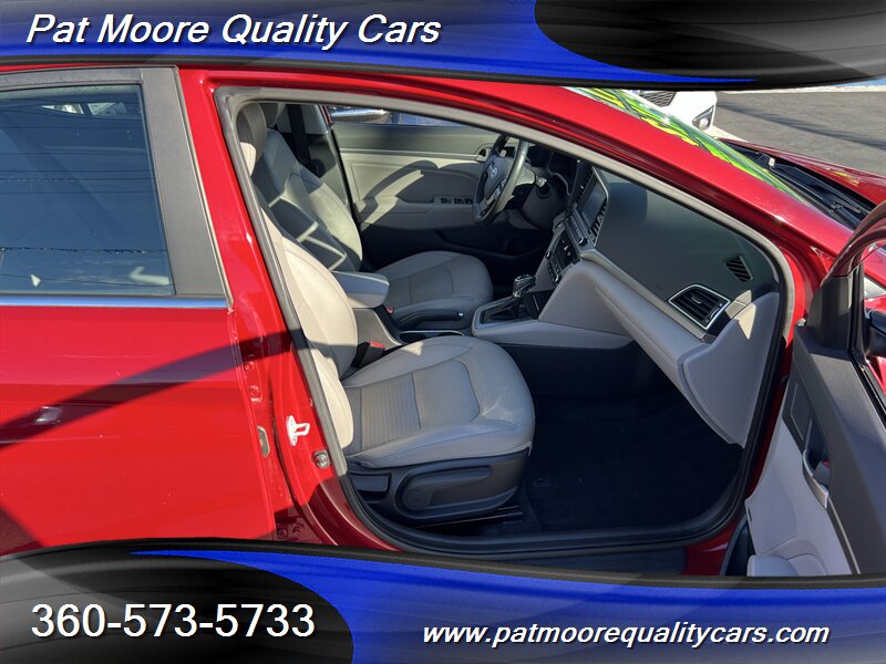 2017 Hyundai ELANTRA Limited - Photo 12 - Vancouver, WA 98686