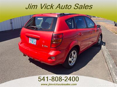 2005 Pontiac Vibe   - Photo 2 - North Bend, OR 97459