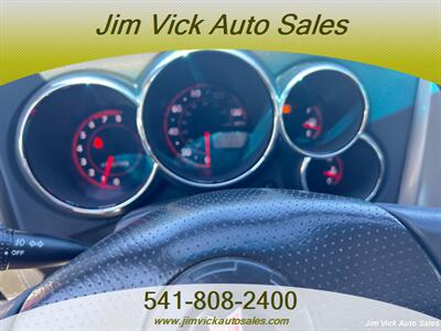 2005 Pontiac Vibe   - Photo 9 - North Bend, OR 97459
