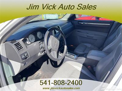 2006 Chrysler 300 Series Touring   - Photo 5 - North Bend, OR 97459