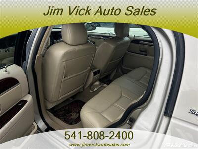 2008 Lincoln Town Car Signature Limited - Photo 6 - North Bend, OR 97459