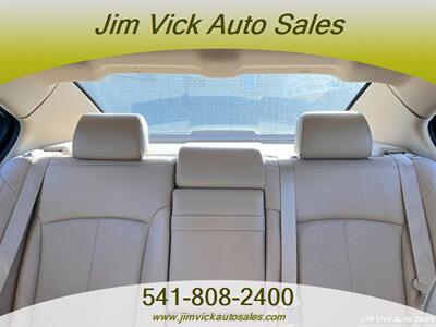 2010 Buick LaCrosse CXL   - Photo 11 - North Bend, OR 97459
