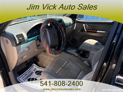 2006 Kia Sorento LX   - Photo 7 - North Bend, OR 97459