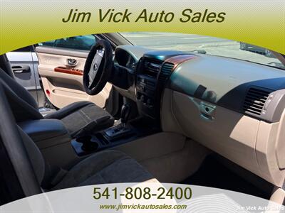 2006 Kia Sorento LX   - Photo 5 - North Bend, OR 97459