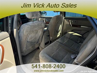 2006 Kia Sorento LX   - Photo 6 - North Bend, OR 97459
