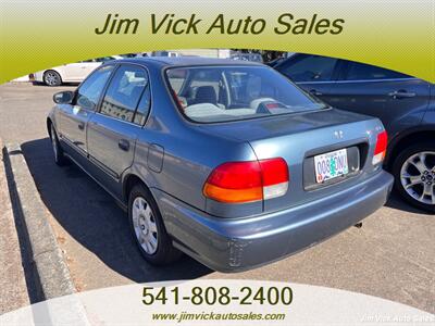 1998 Honda Civic LX   - Photo 4 - North Bend, OR 97459