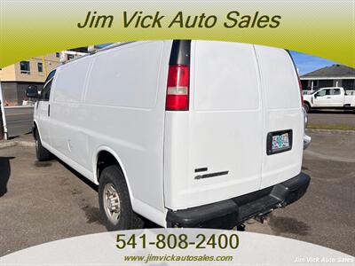 2010 Chevrolet Express 3500 - Photo 4 - North Bend, OR 97459