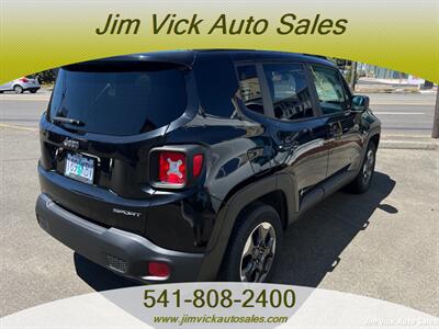 2017 Jeep Renegade Sport - Photo 4 - North Bend, OR 97459