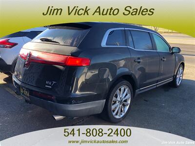 2012 Lincoln MKT EcoBoost   - Photo 3 - North Bend, OR 97459