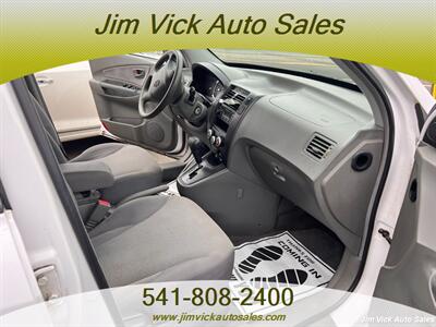 2006 Hyundai TUCSON GL   - Photo 7 - North Bend, OR 97459