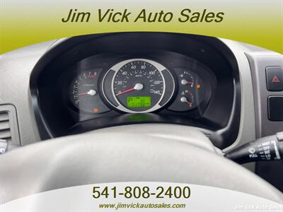 2006 Hyundai TUCSON GL   - Photo 9 - North Bend, OR 97459