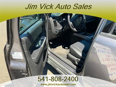 2012 Ford Escape XLT - Photo 6 - North Bend, OR 97459