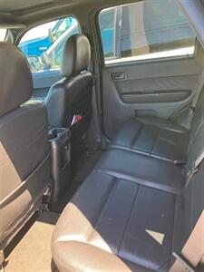 2012 Ford Escape XLT - Photo 7 - North Bend, OR 97459