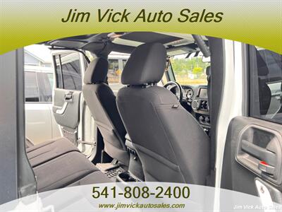 2015 Jeep Wrangler Sport   - Photo 15 - North Bend, OR 97459