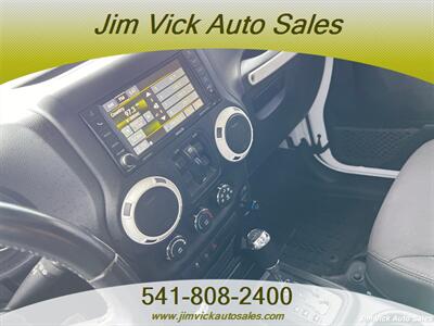 2015 Jeep Wrangler Sport   - Photo 16 - North Bend, OR 97459