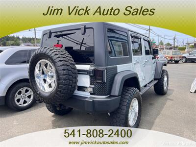 2015 Jeep Wrangler Sport   - Photo 10 - North Bend, OR 97459