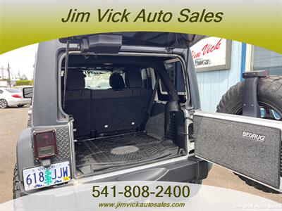2015 Jeep Wrangler Sport   - Photo 5 - North Bend, OR 97459