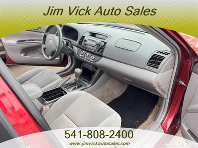 2005 Toyota Camry Standard   - Photo 7 - North Bend, OR 97459