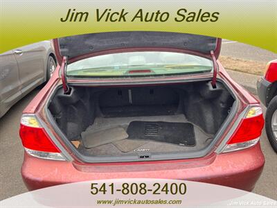 2005 Toyota Camry Standard   - Photo 13 - North Bend, OR 97459