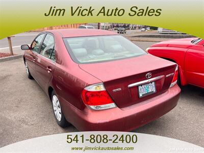 2005 Toyota Camry Standard   - Photo 4 - North Bend, OR 97459