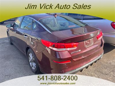 2020 Kia Optima LX   - Photo 4 - North Bend, OR 97459