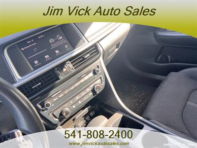 2020 Kia Optima LX   - Photo 10 - North Bend, OR 97459