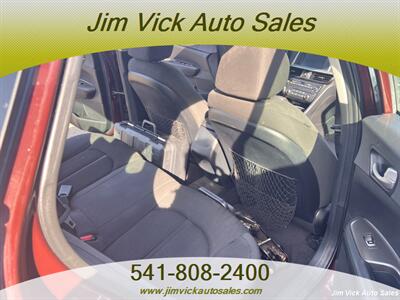 2020 Kia Optima LX   - Photo 8 - North Bend, OR 97459