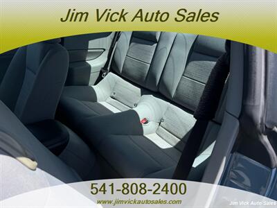 2005 Ford Mustang V6 Deluxe - Photo 7 - North Bend, OR 97459