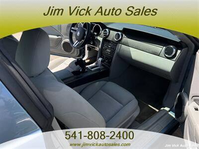 2005 Ford Mustang V6 Deluxe - Photo 6 - North Bend, OR 97459