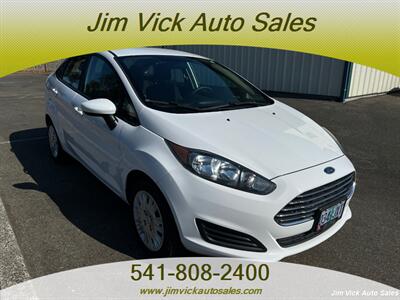 2017 Ford Fiesta S - Photo 2 - North Bend, OR 97459